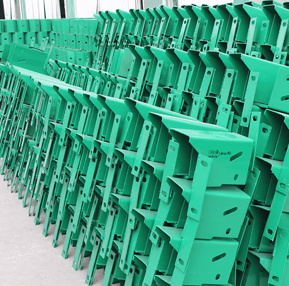 三波防阻块 材质Q235 热镀锌喷塑