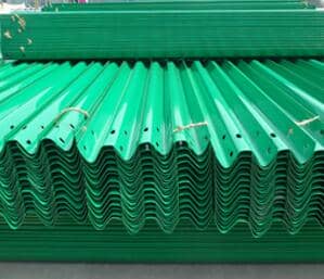 波形护栏板在施工中需要注意的事项分类                  